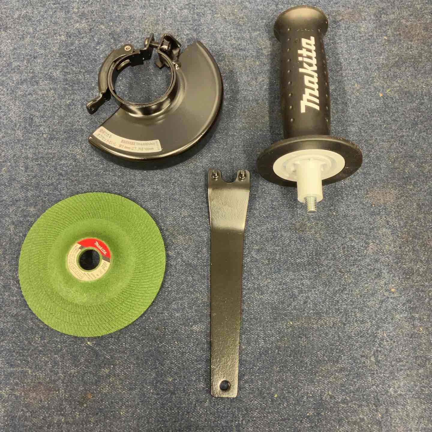 100mmコードレスディスクグラインダ GA408DZ