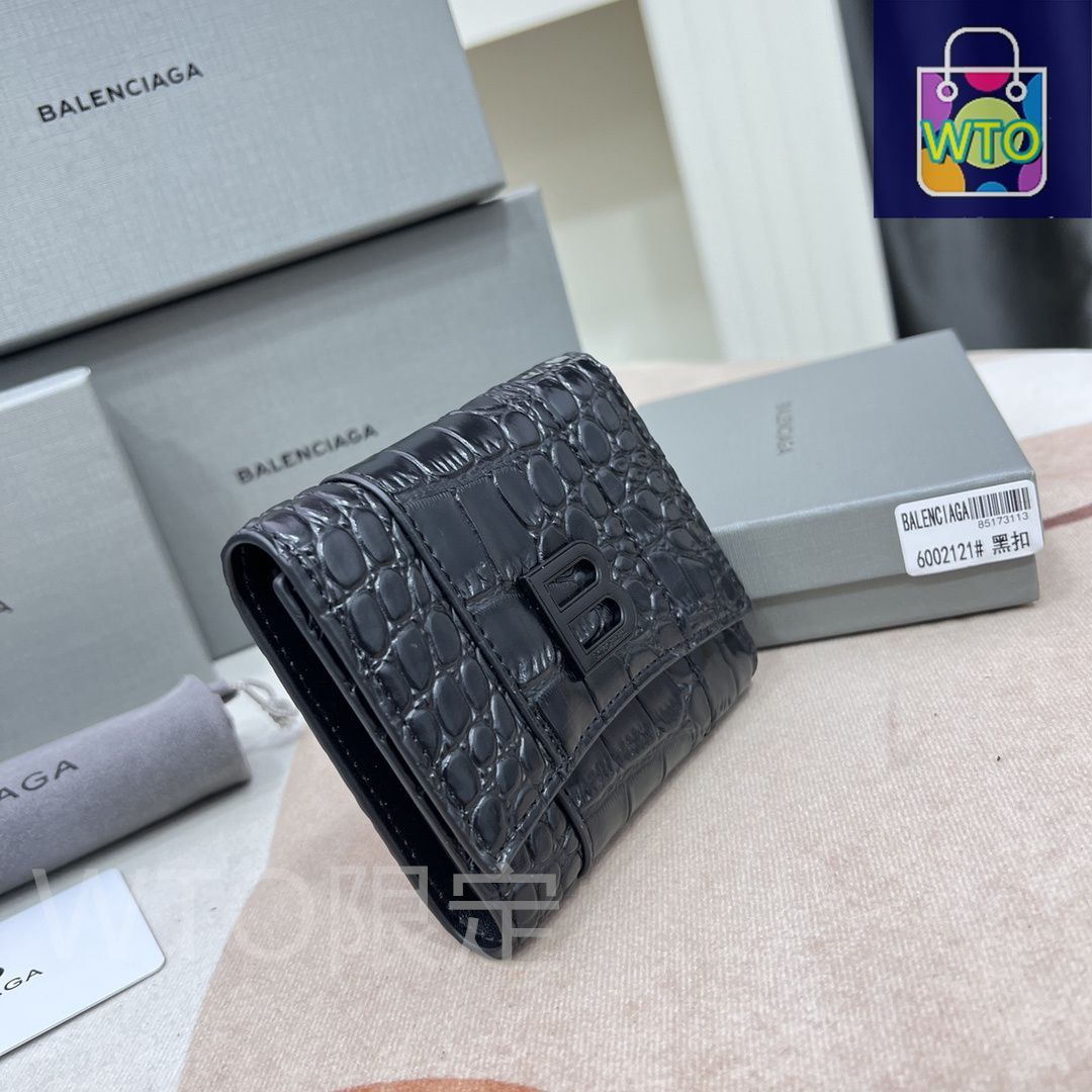 今日特価】Balenciaga ミニウォレット, シャイニークロコダイル