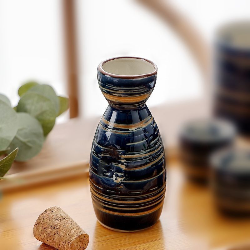 清酒壺白酒陶磁器酒器セット家庭用レストラン烫酒壺温酒壺小酒杯烈酒杯 