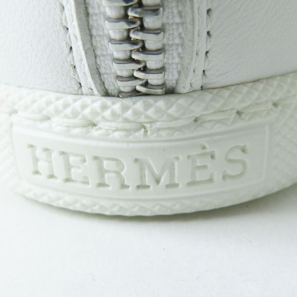 極美品◎伊製 HERMES エルメス 編み込みデザイン フラットシューズ／スリッポン バックZIP付き マルチ×ホワイト 35 1／2 箱・保管袋付き  - メルカリ