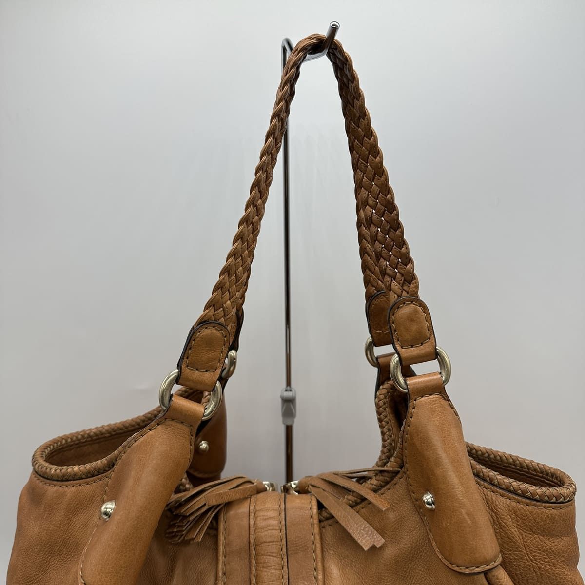 タッセル レザー