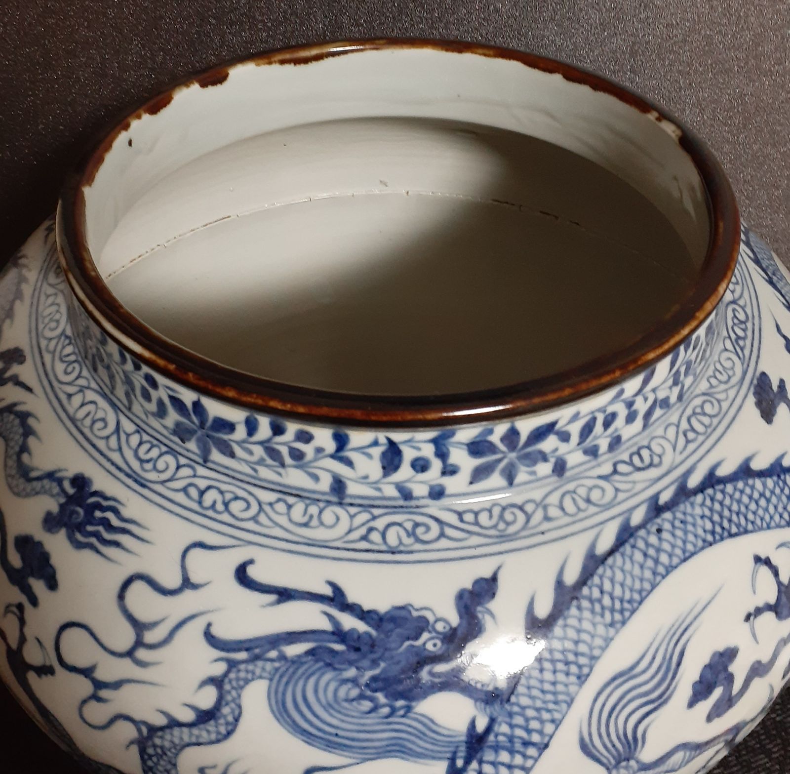 安南中国古美術　中国古陶磁器　古玩　中国南方系　青華　染付　盃　ぐい呑　酒杯　2種類