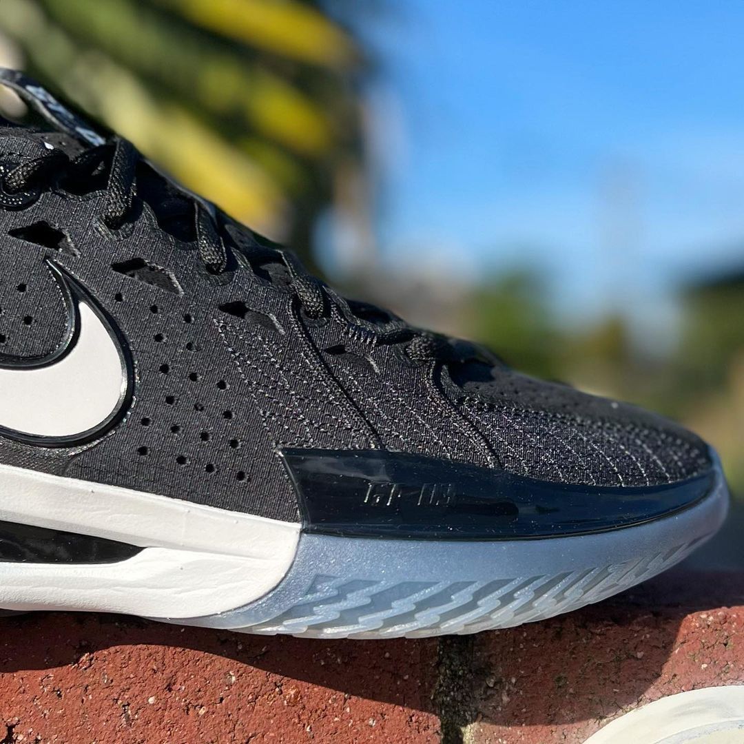 【新品】【タグ付き】NIKE G.T.cut3 EP 28cm GTカット3 黒 G.T. カット 3 EP」の人気商品一覧 | 安い商品を通販サイトから探す