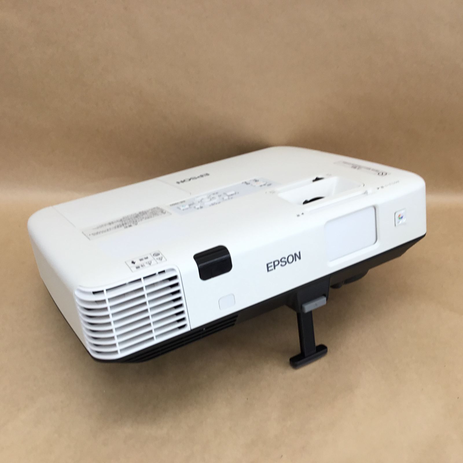 EPSON プロジェクター EB-1960 リモコン、バッグ付き テレビ・映像機器 EPSON プロジェクター EB-1960 リモコン付き