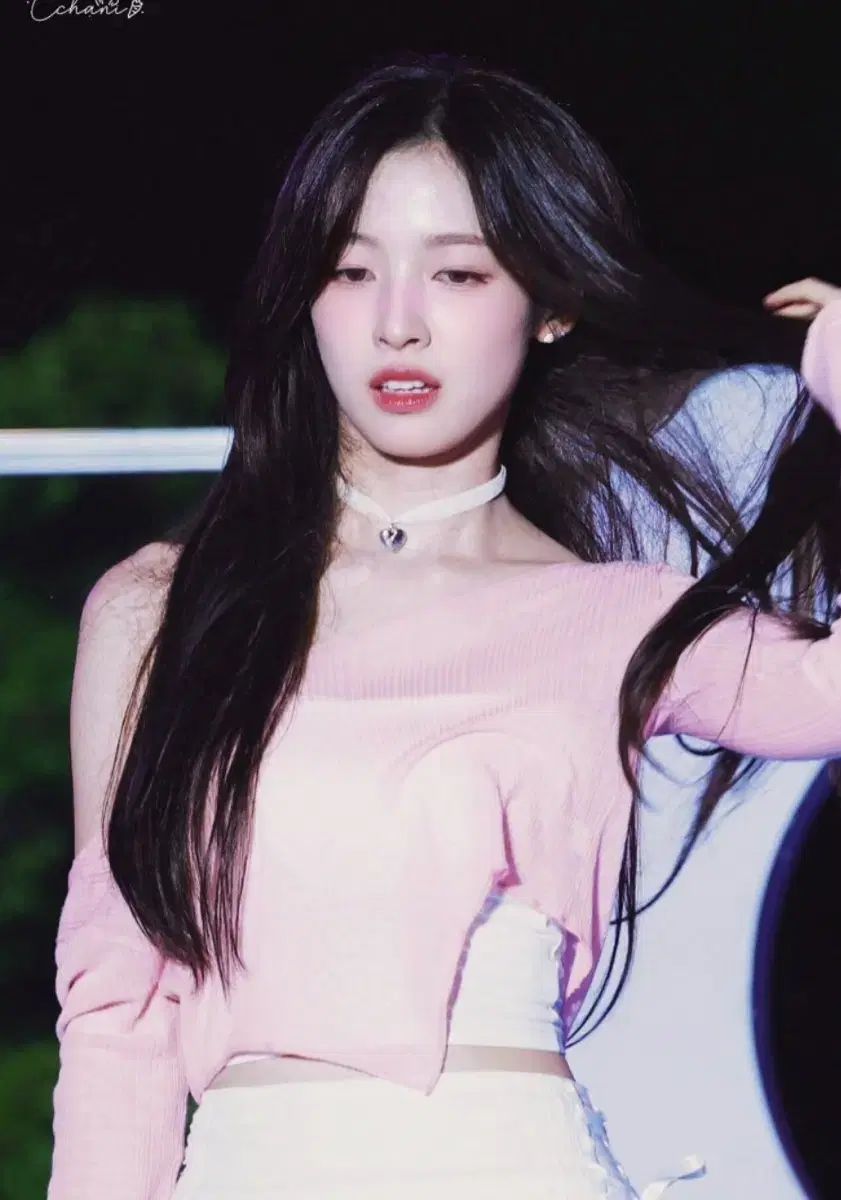 OH MY GIRL オーマイガール アリン ARIN イェウォン ピンク シースルー Tシャツ