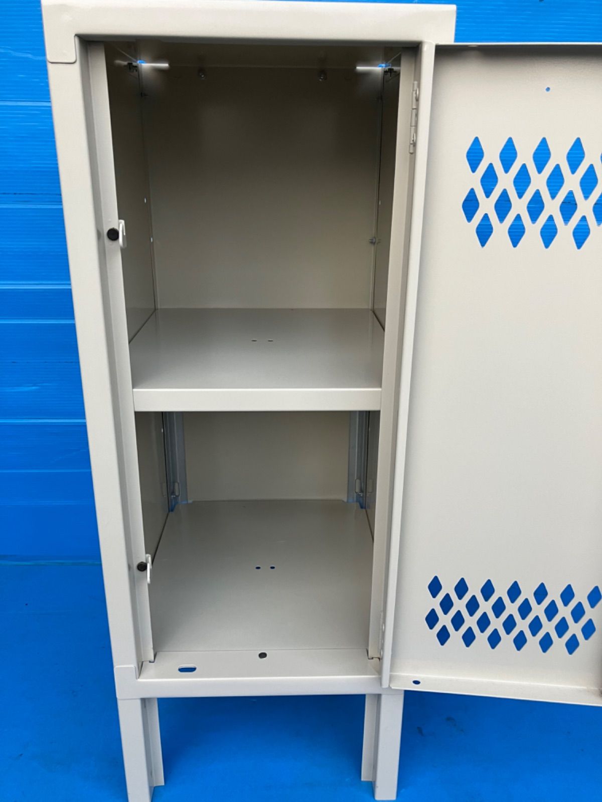 LYON リヨン ハーフロッカー 463 464 MARWIL-DEMENAGEMENTS_CH