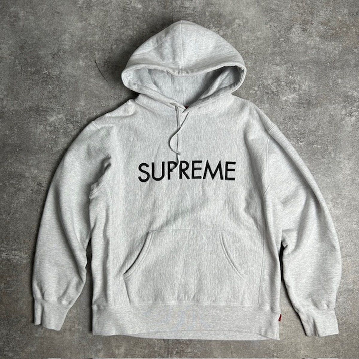 Supreme シュプリーム 22AW Capital Hooded Sweatshirt ロゴ刺繍