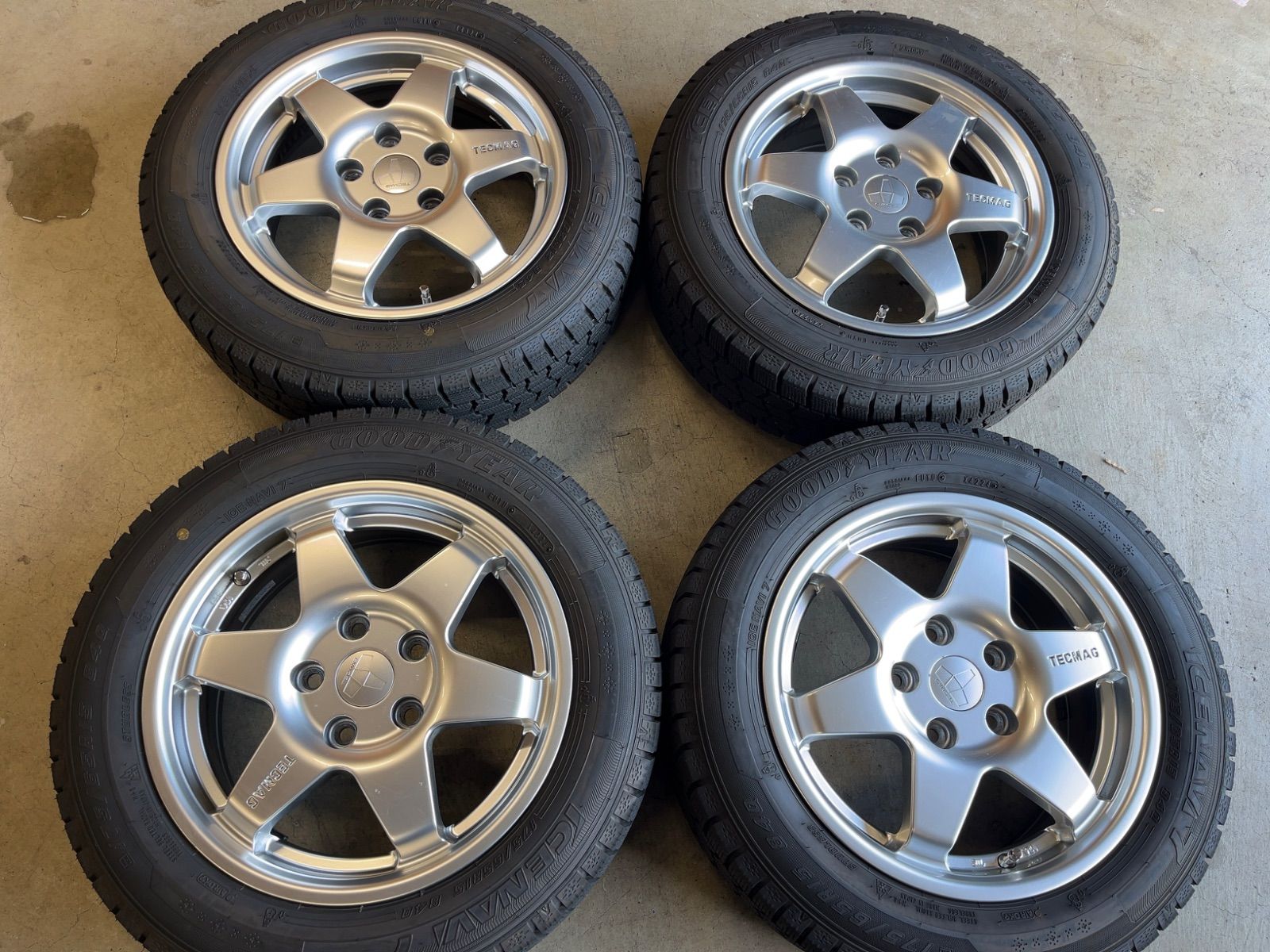 MINI F55 F56 グッドイヤー アイスナビ7 2025年製 15インチ 4本セット