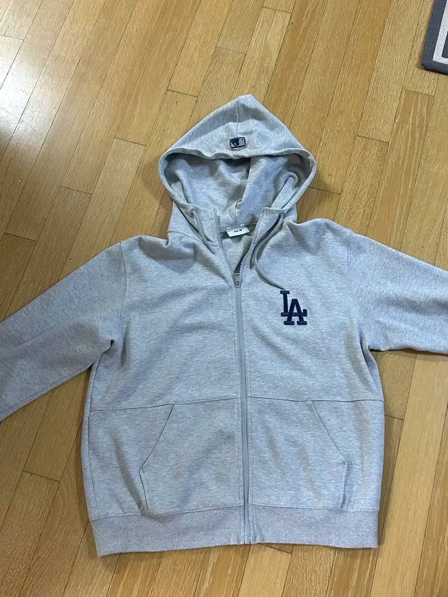 MLB LA ドジャース フード付き ジップアップパーカー グレー L