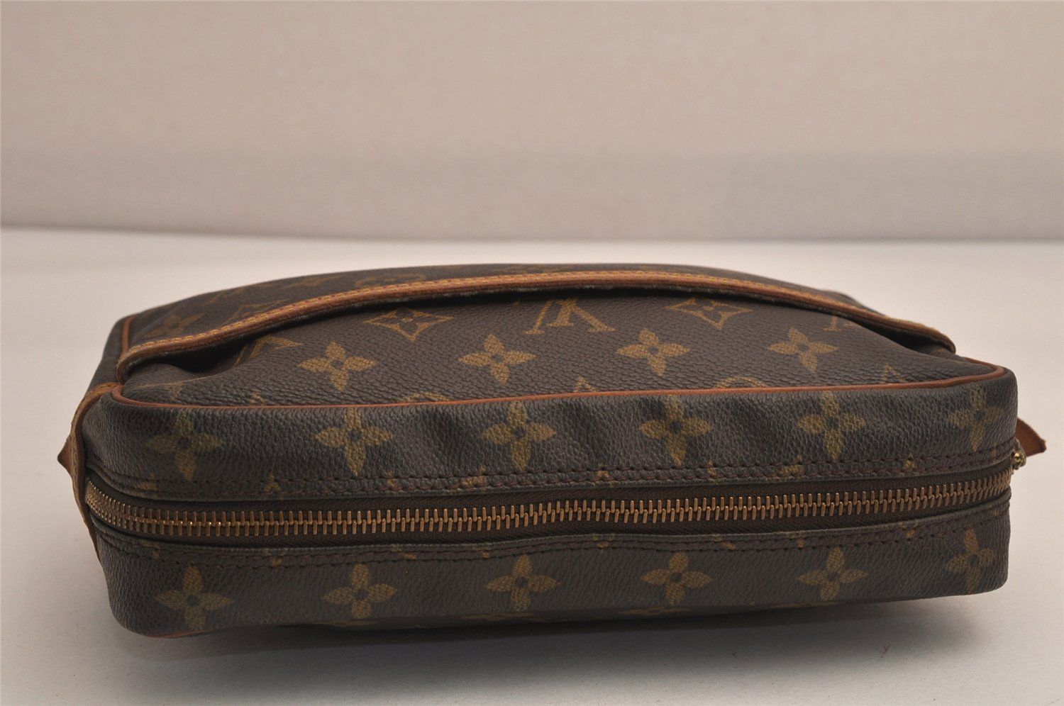 LOUIS VUITTON ルイヴィトン モノグラム コンピエーニュ 23 クラッチ