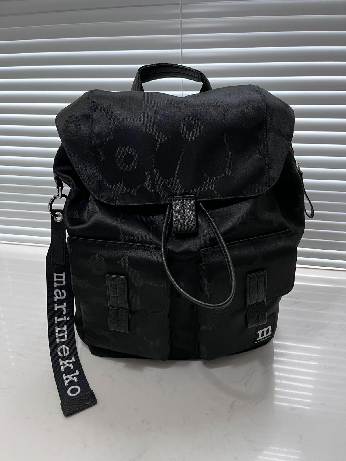 Marimekko マリメッコ リュック バックパック Everything Backpack Unikko ウニッコ 花柄付き サイズL