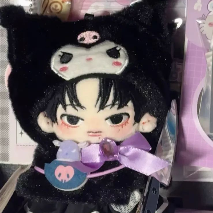 enhypen ニキ　10cm ぬいぐるみ　新品　マスター enhypen ニキ ぬいぐるみ 10cm 新品 マスター - メルカリ