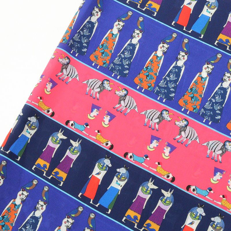 美品 大きいサイズ マンナイン mannine 壁画 総柄プリント