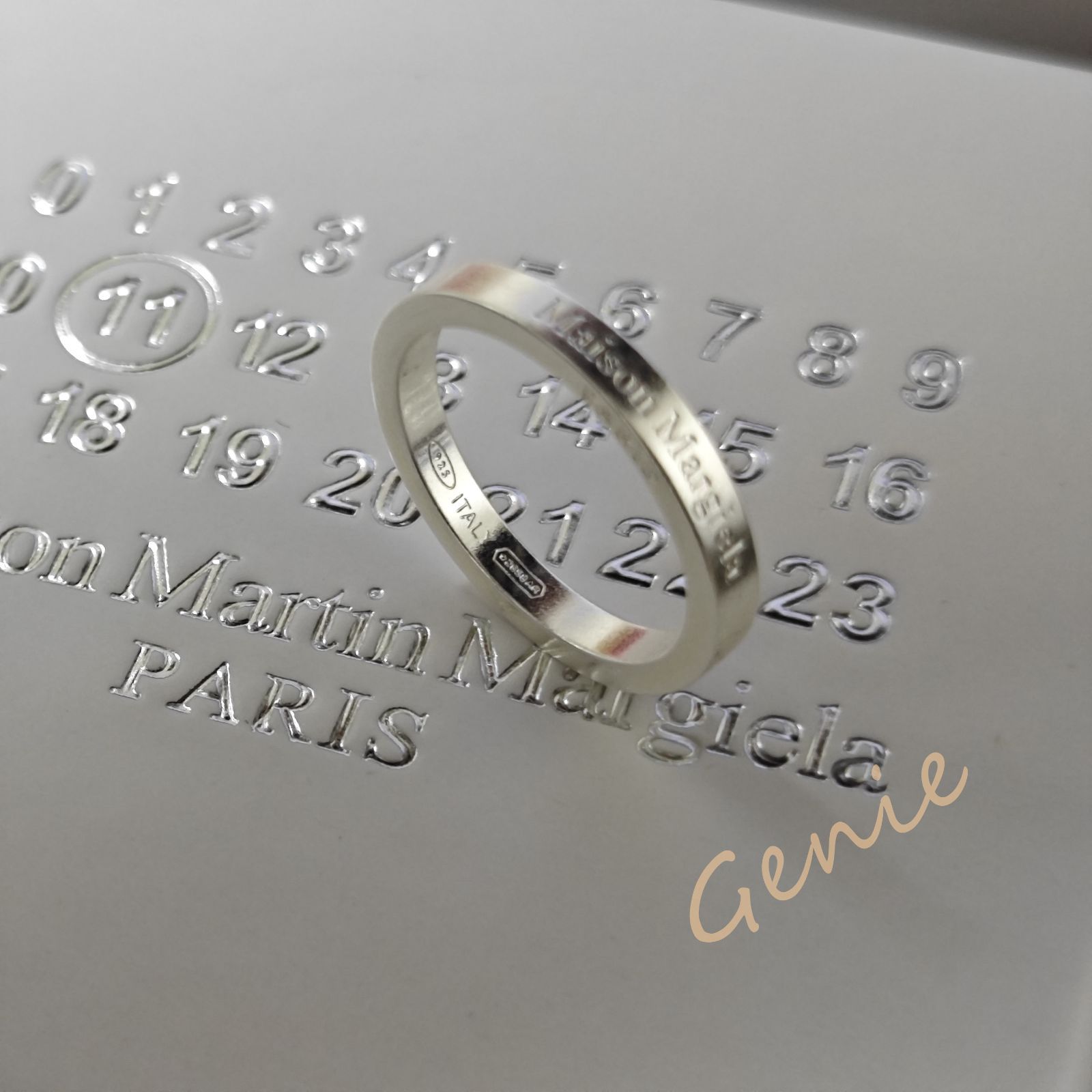 人気 メゾンマルジェラ シルバー ロゴ リング 指輪 US9 - メルカリ 