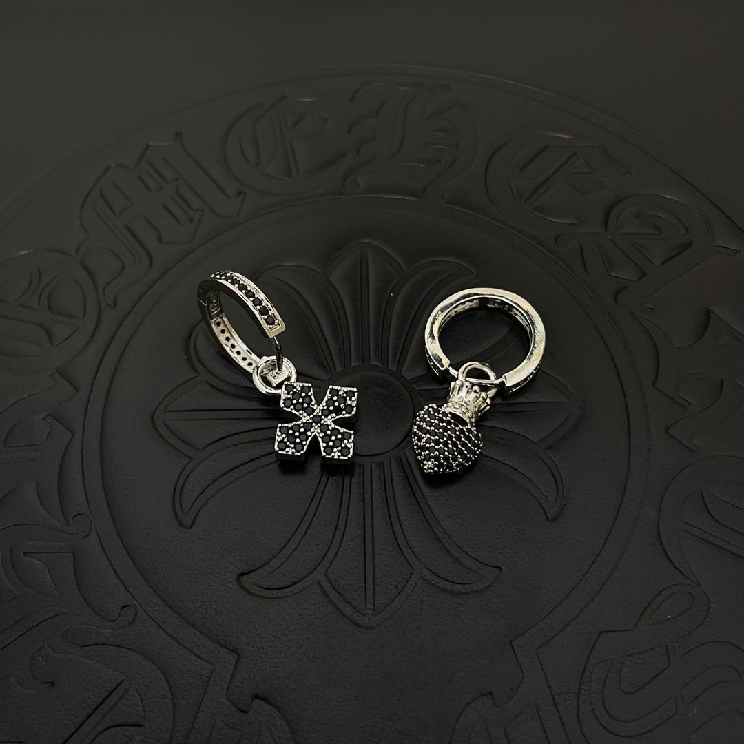 【Chrome Hearts】クロムハーツ ABタイプ ブラックダイヤモンド クロス シルバー スタッドピアス