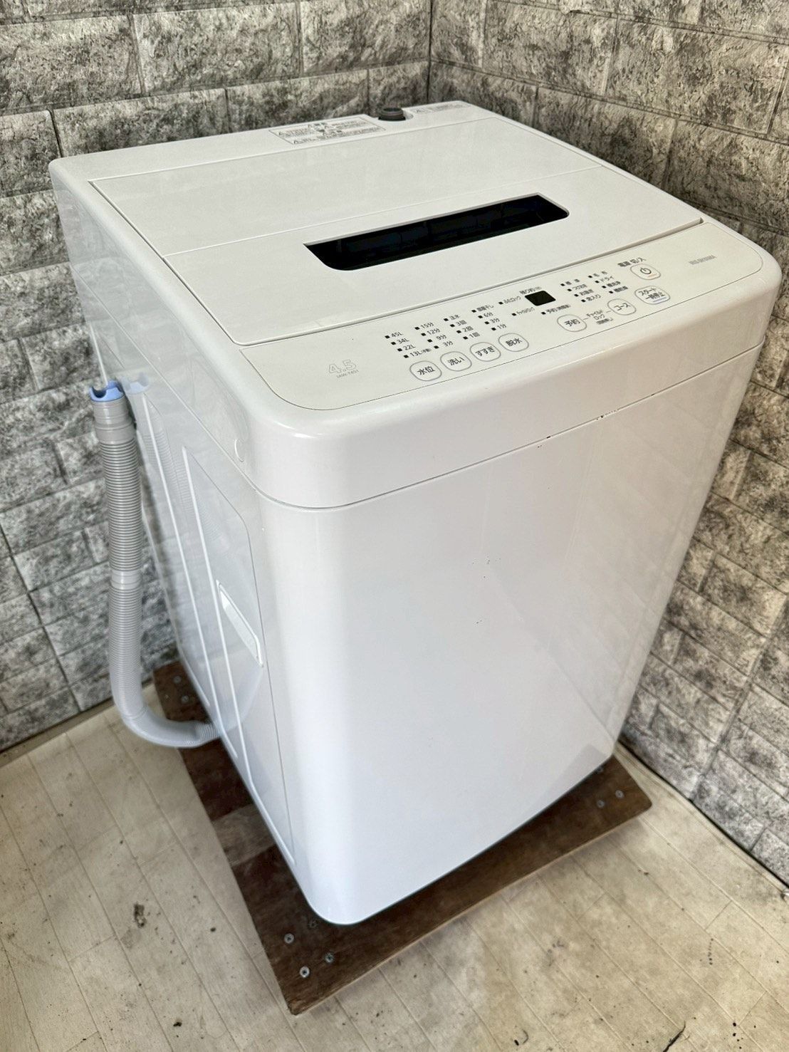 大阪送料無料★3か月保障付き★洗濯機★2023年★IAW-T451★S-13 大阪送料無料☆3か月保障付き☆洗濯機☆アイリスオーヤマ☆4.5kg