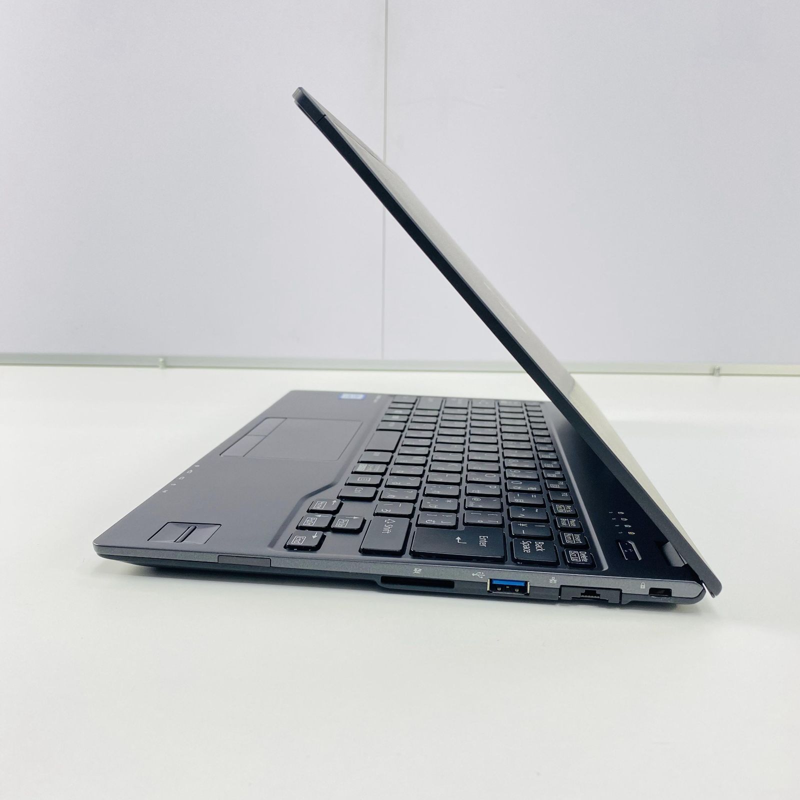 日本製ー超軽量】富士通 LIFEBOOK U938/S 13.3型 i5 7300U 正規Office 