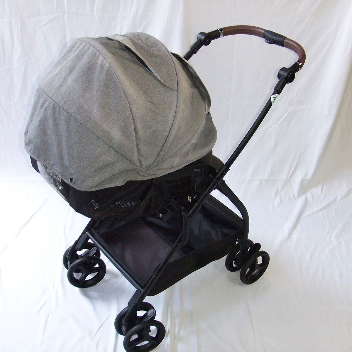 美品 アップリカ ベビーカー ルンルンコンパクト ルンルン