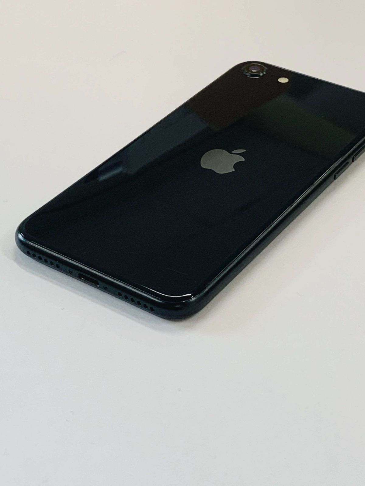 iPhone SE 第3世代 64GB SIMフリー バッテリー100% 『新品同様