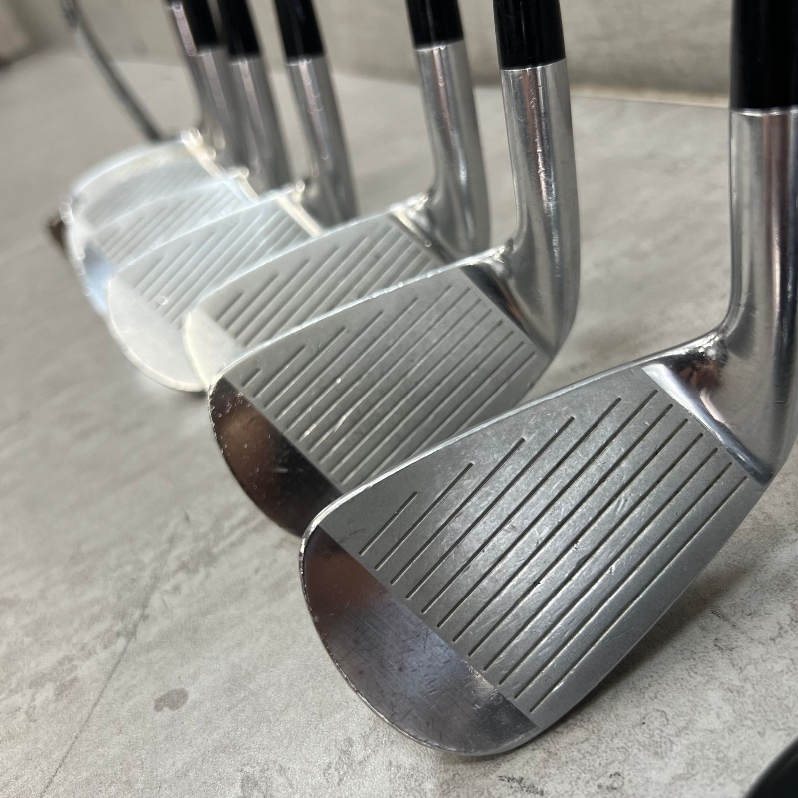 タイトリスト 　スリクソン　メンズゴルフ12本セット　右利き用　キャディバッグ Titleist タイトリスト SRIXON スリクソン メンズゴルフ12本セット 右