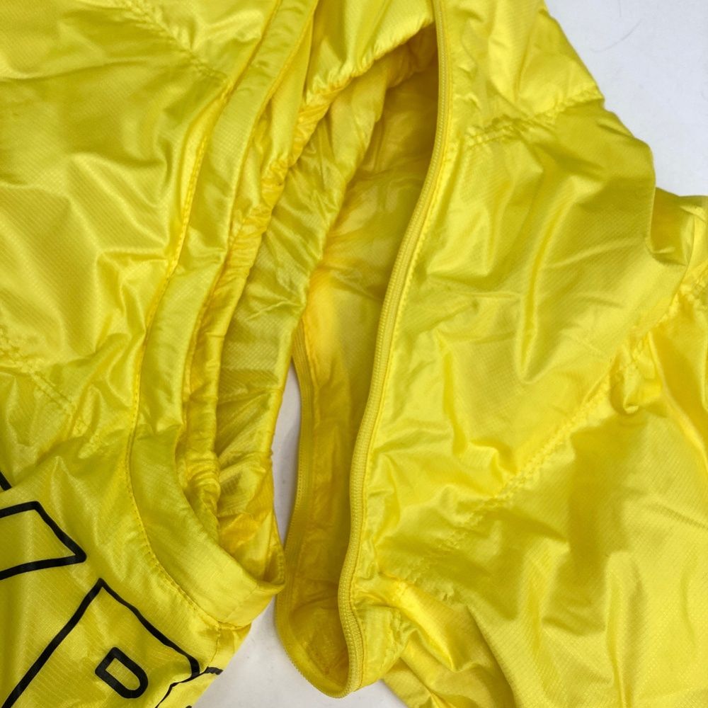 ダウンジャケット イエロー系