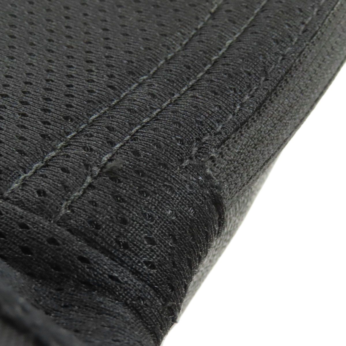 MKシグネチャー ボディバッグ