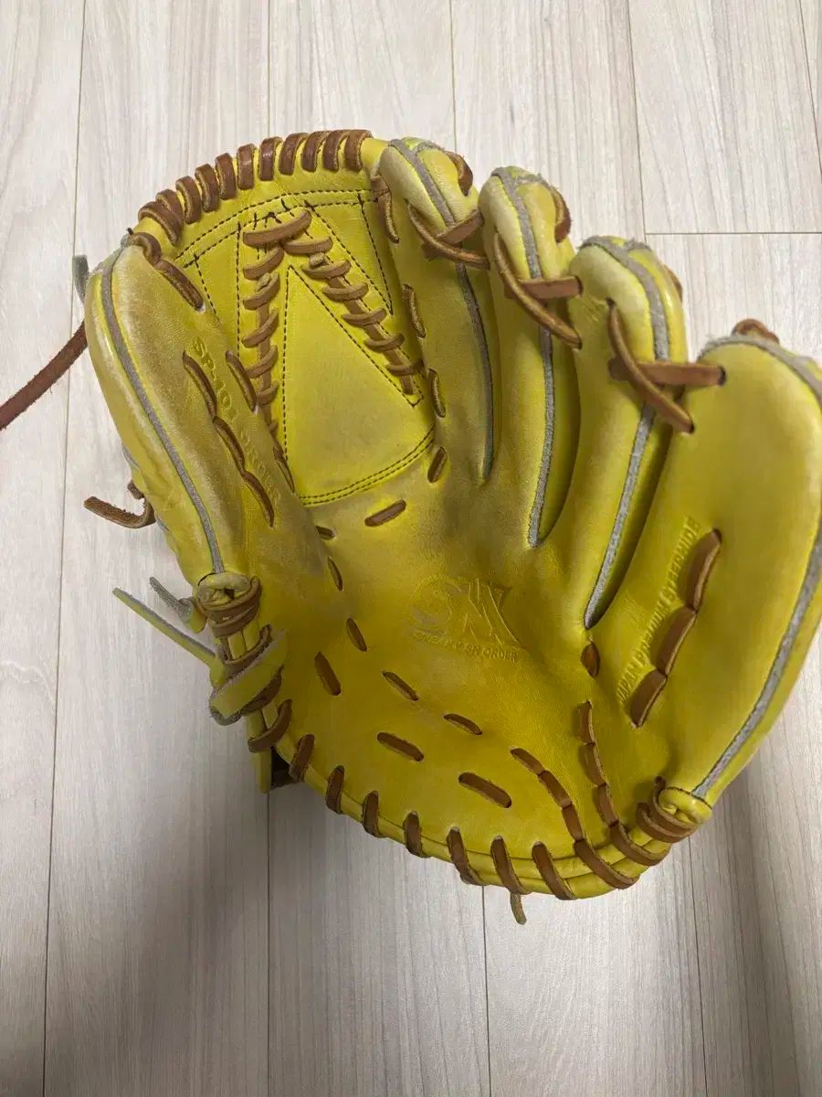 Snk グローブ SNK 投手用グローブ ミズノ グローバルエリート 内野用