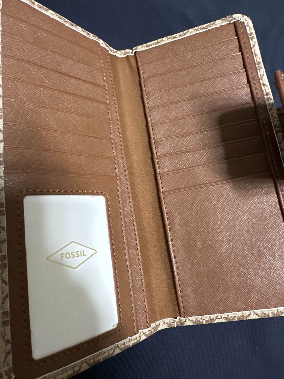 【i0】 Fossil フォッシル カードケース タブ クラッチ ブラウン プレゼント用【FOSSIL】カードケース マディソン プリント タブ