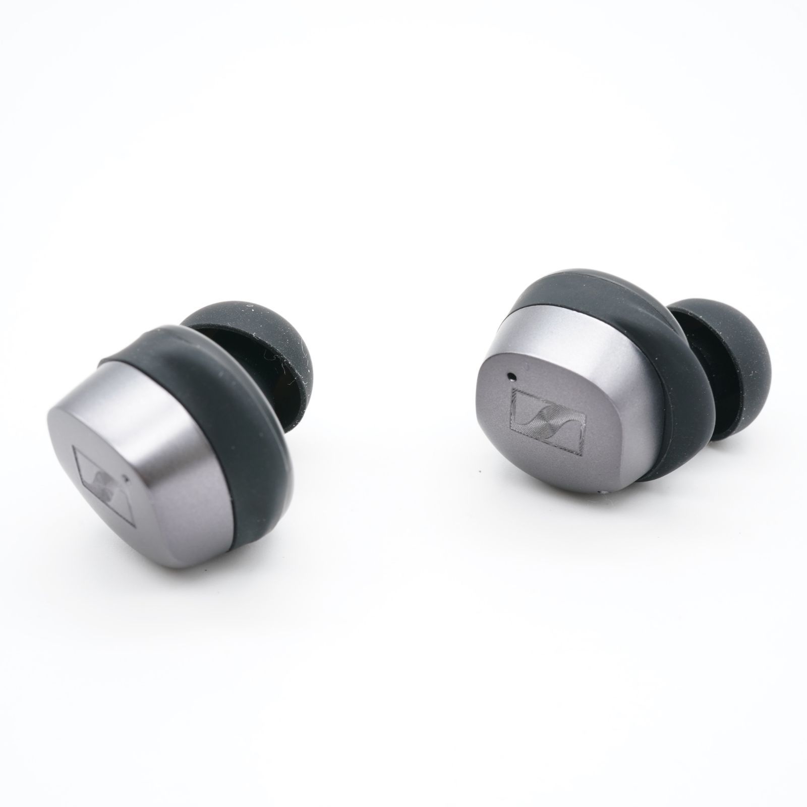 ほぼ新品】MOMENTUM 4 Wireless グラファイト 【公式通販】