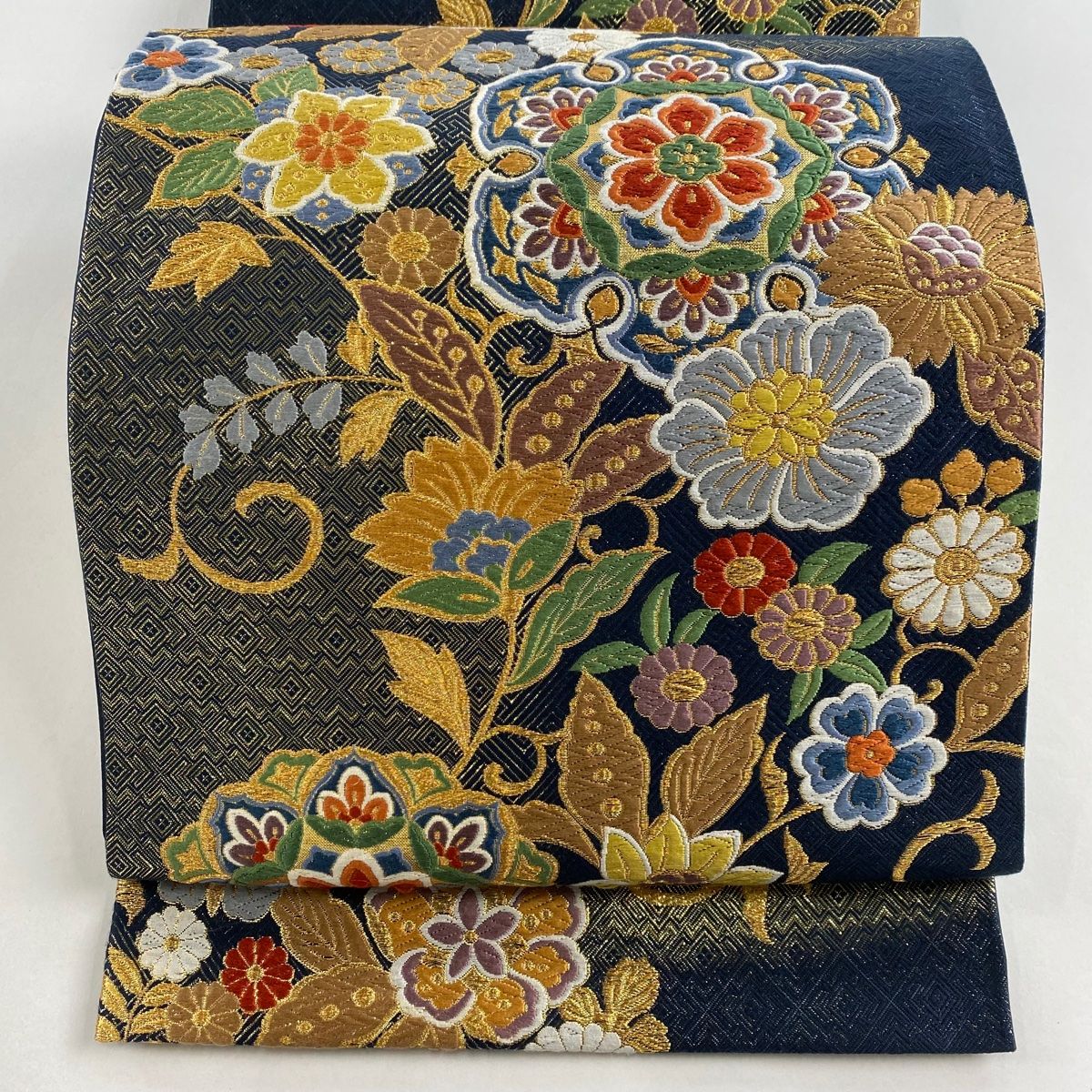 袋帯 秀品 華文 花唐草 唐織 金糸 紺色 六通 正絹 【中古