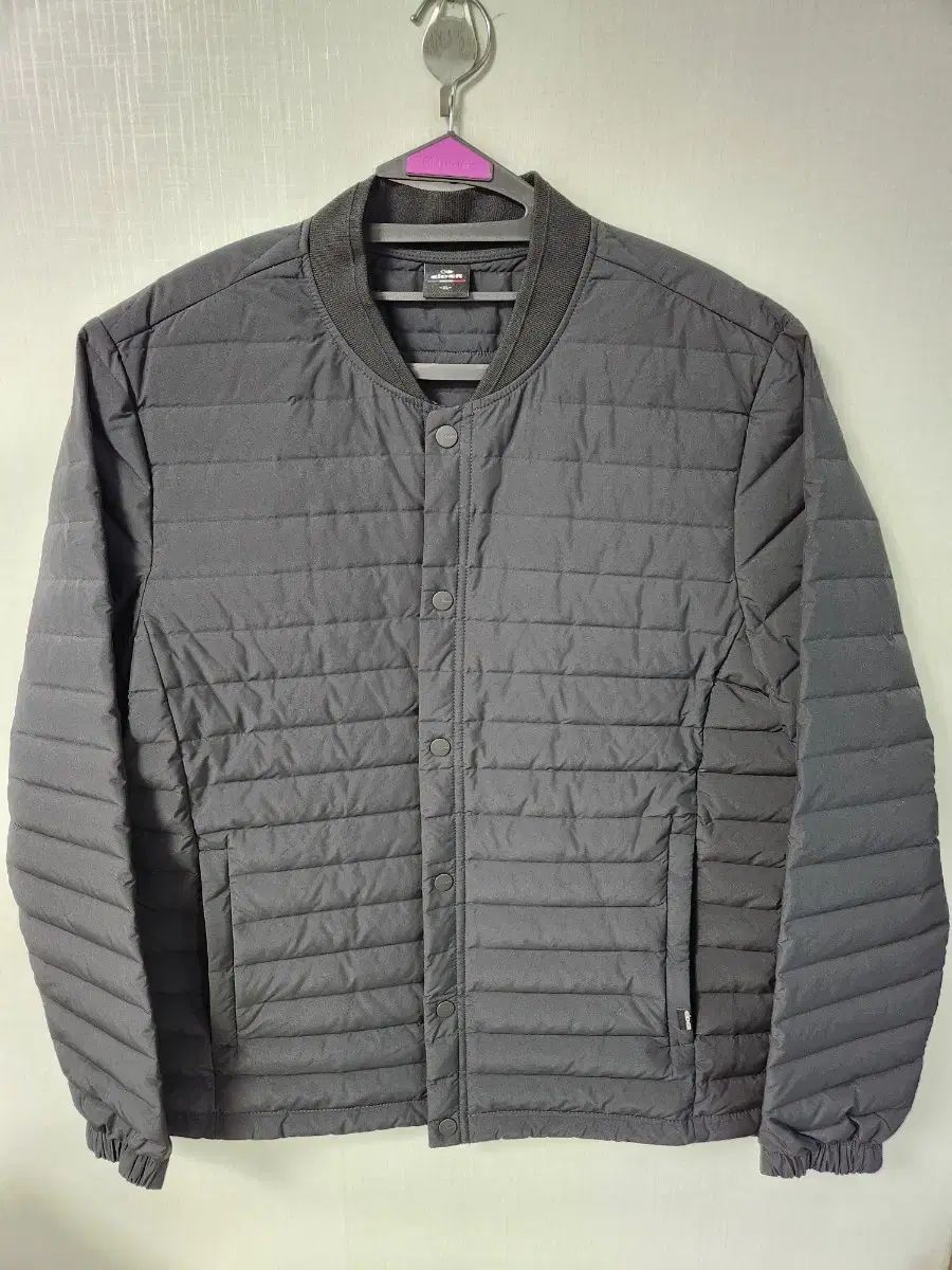 【雷市場（ポンジャン）商品韓国直送】 EIDER(アイダー) トリアズ 軽量グースダウン 黒 105 新品