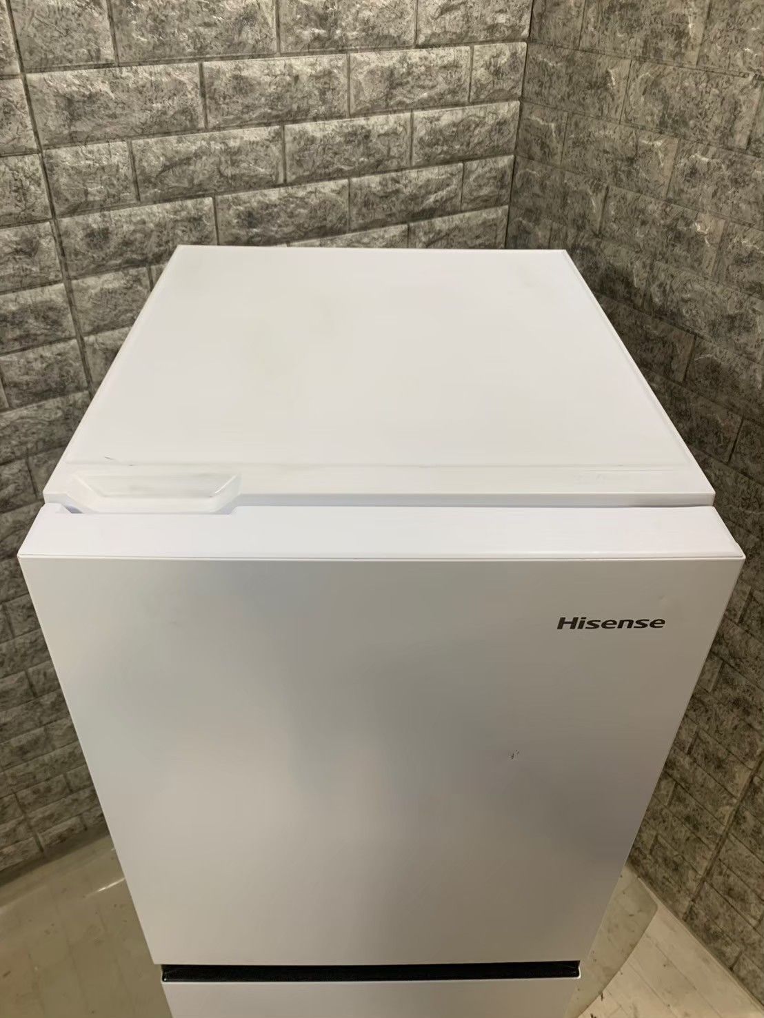 大阪送料無料☆3か月保障付き☆冷蔵庫☆ハイセンス☆2ドア☆2022年☆HR