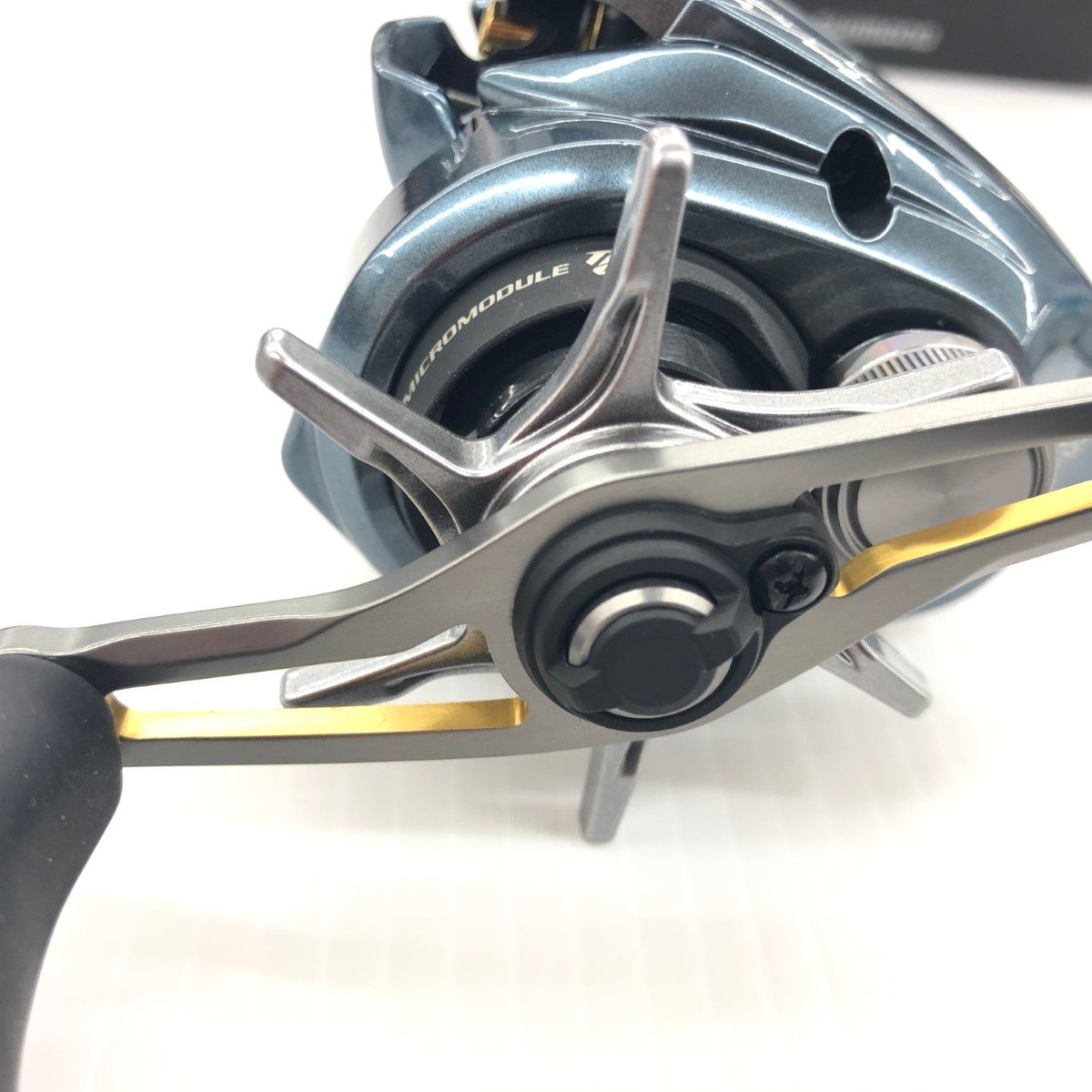 SHIMANO - σσ【中古】SHIMANO シマノ ベイトリール 22アルデバランBFS XG 程度B 044013 やや傷や汚れあり σσ【中古】SHIMANO シマノ ベイトリール 22アルデバランBFS XG