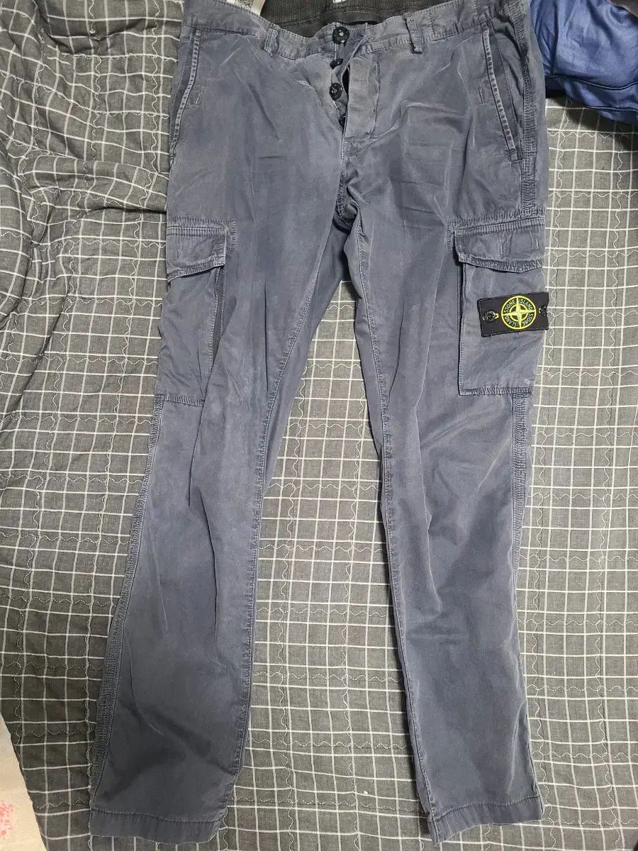 STONE ISLAND ストーンアイランド メンズカーゴジョガーパンツ 32