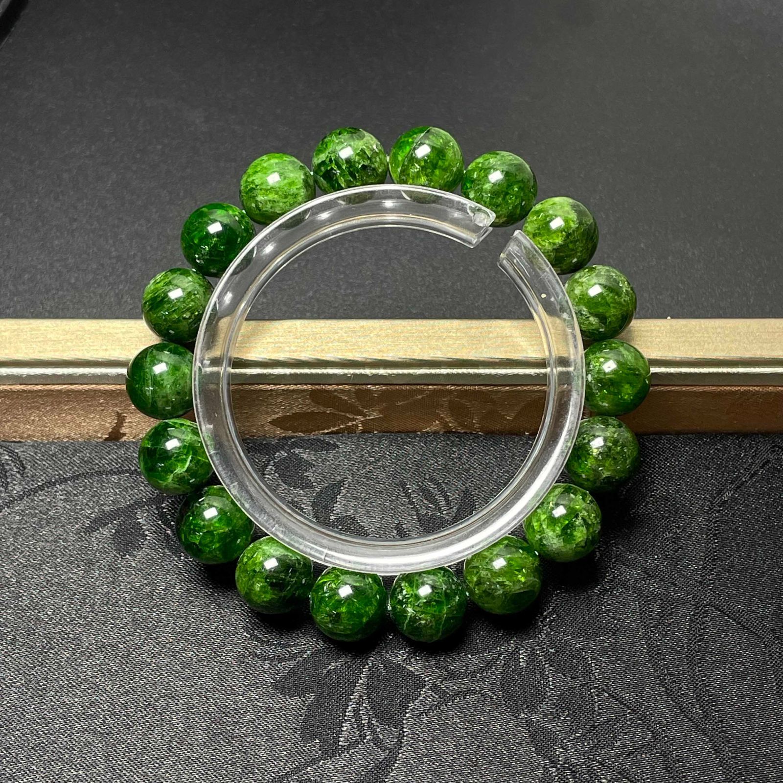 綺麗 EU製 ダイオプサイド・ブレスレットパワーストーン 天然石 アクセサリー 綺麗 オシャレ ギフト プレゼント 10.9-11.3mm ZB7896