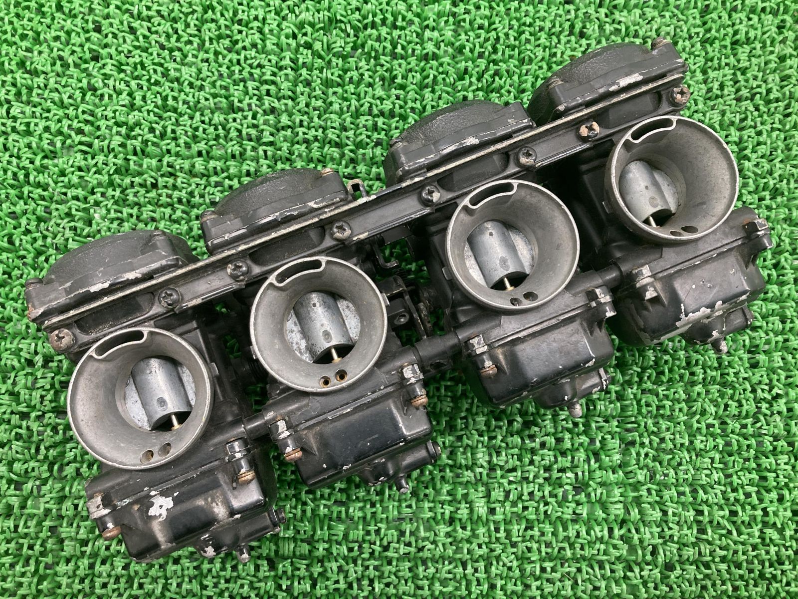 GPZ900R キャブレター V626 カワサキ 純正  バイク 部品 ZX900A 部品取りに 修復素材に 品薄 希少品 車検 Genuine:22308746