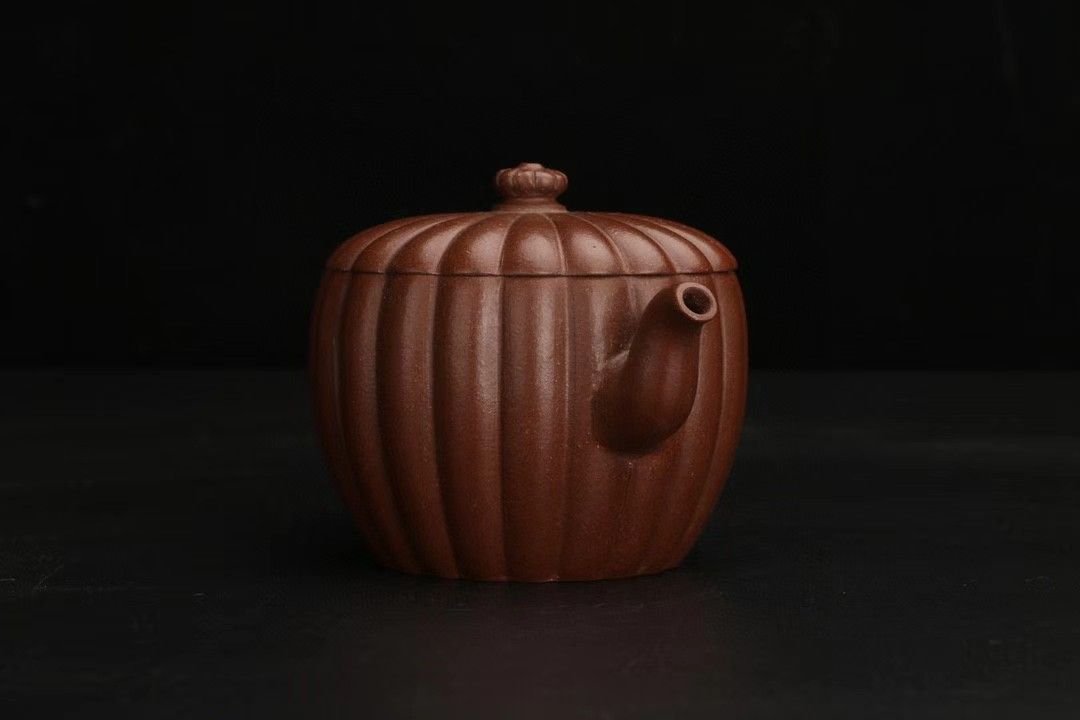 中国古玩 ・原鉱紫泥・宜興紫砂壺・紫砂手彫・茶壺・ 酒壺 ・ 急須・