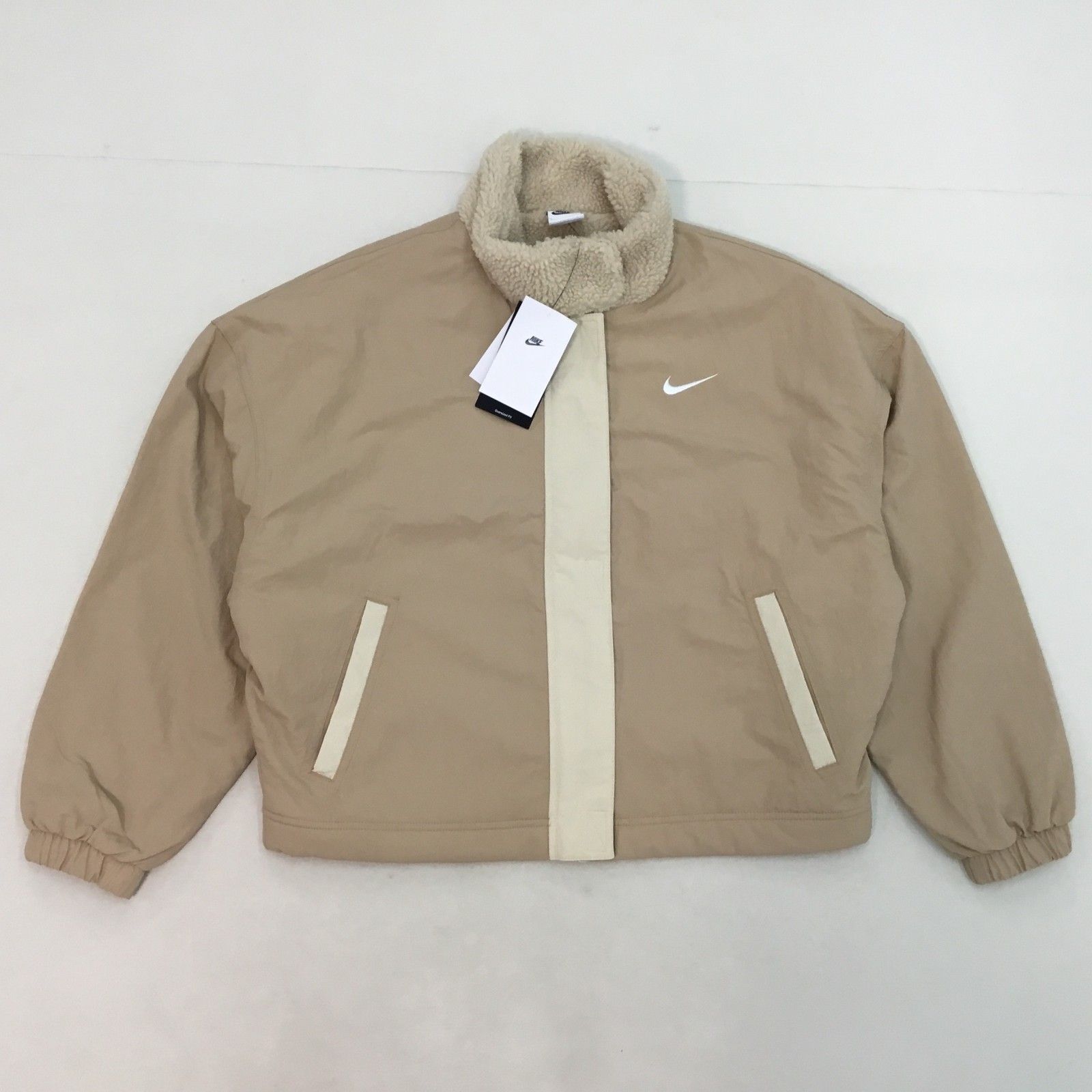 □タグ付 NIKE ナイキ ナイロンジャケット ブルゾン アウター ベージュ 