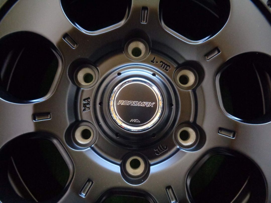 キャラバン トーヨータイヤ デルベックス935W ホワイトレター 195 80R15 ロードマックス マッドエージェント TRITUETUBI_COM