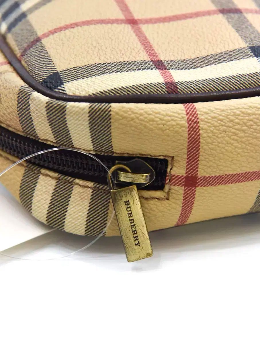 良品】バーバリー クラッチバッグ ノバチェック キャンバス レザー