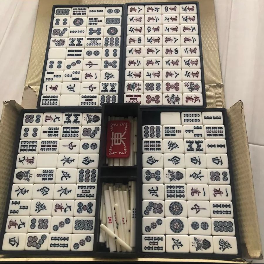 麻雀牌 マージャン牌 - メルカリ