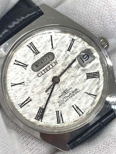 本日限定CITIZEN CUTLASS AUTODAYDATE 新品Ｄバックル CITIZEN CUTLASS AUTODAYDATE 新品Dバックル 稼働品 良品