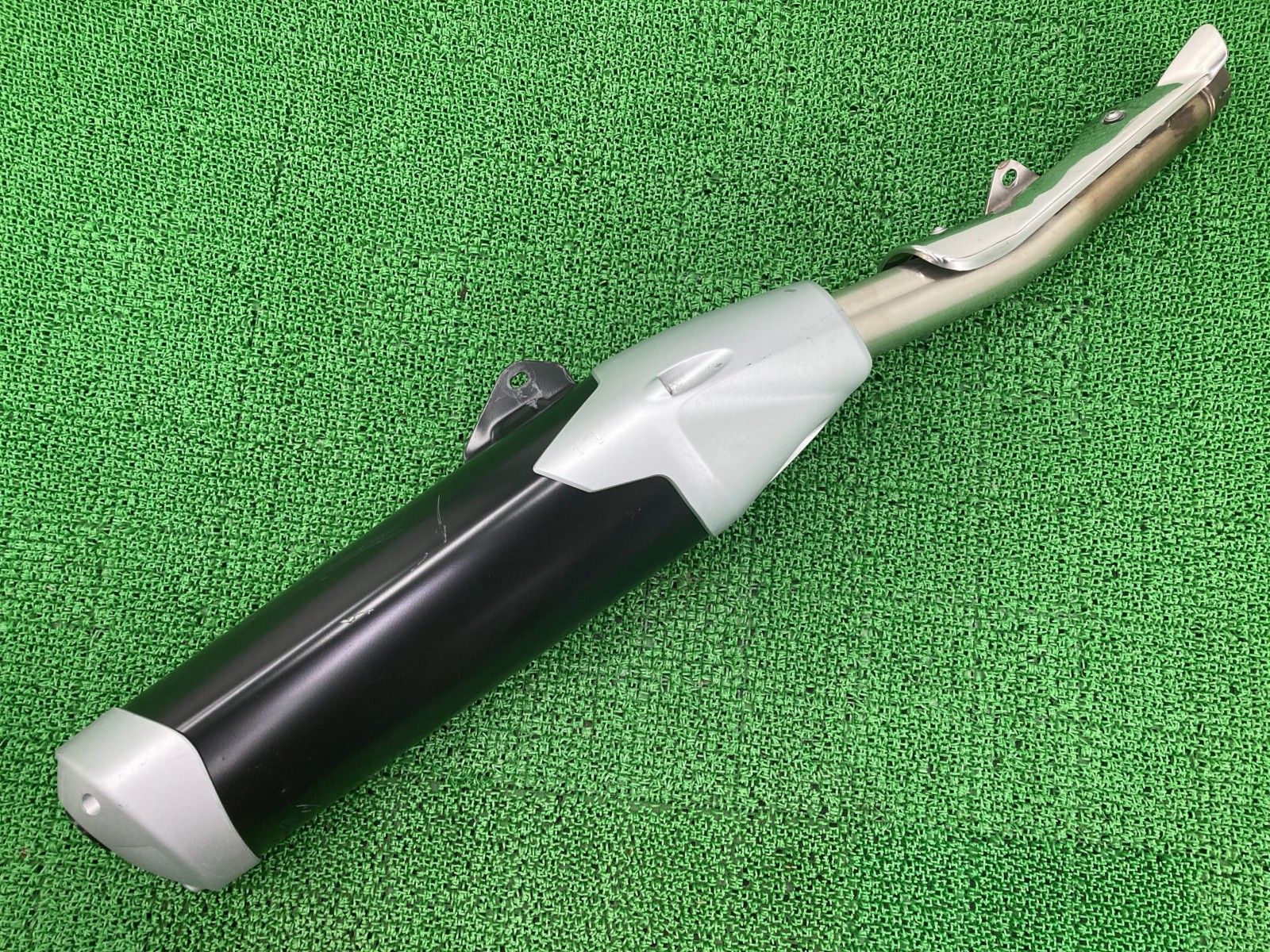 1400GTR サイレンサーマフラー K605 カワサキ 純正 バイク 部品 ZG1400 修復素材や車検時のノーマル戻しに 車検 Genuine 【中古】 72 1400GTR サイレンサーマフラー K605 カワサキ 純正 バイク 部品 ZG1400