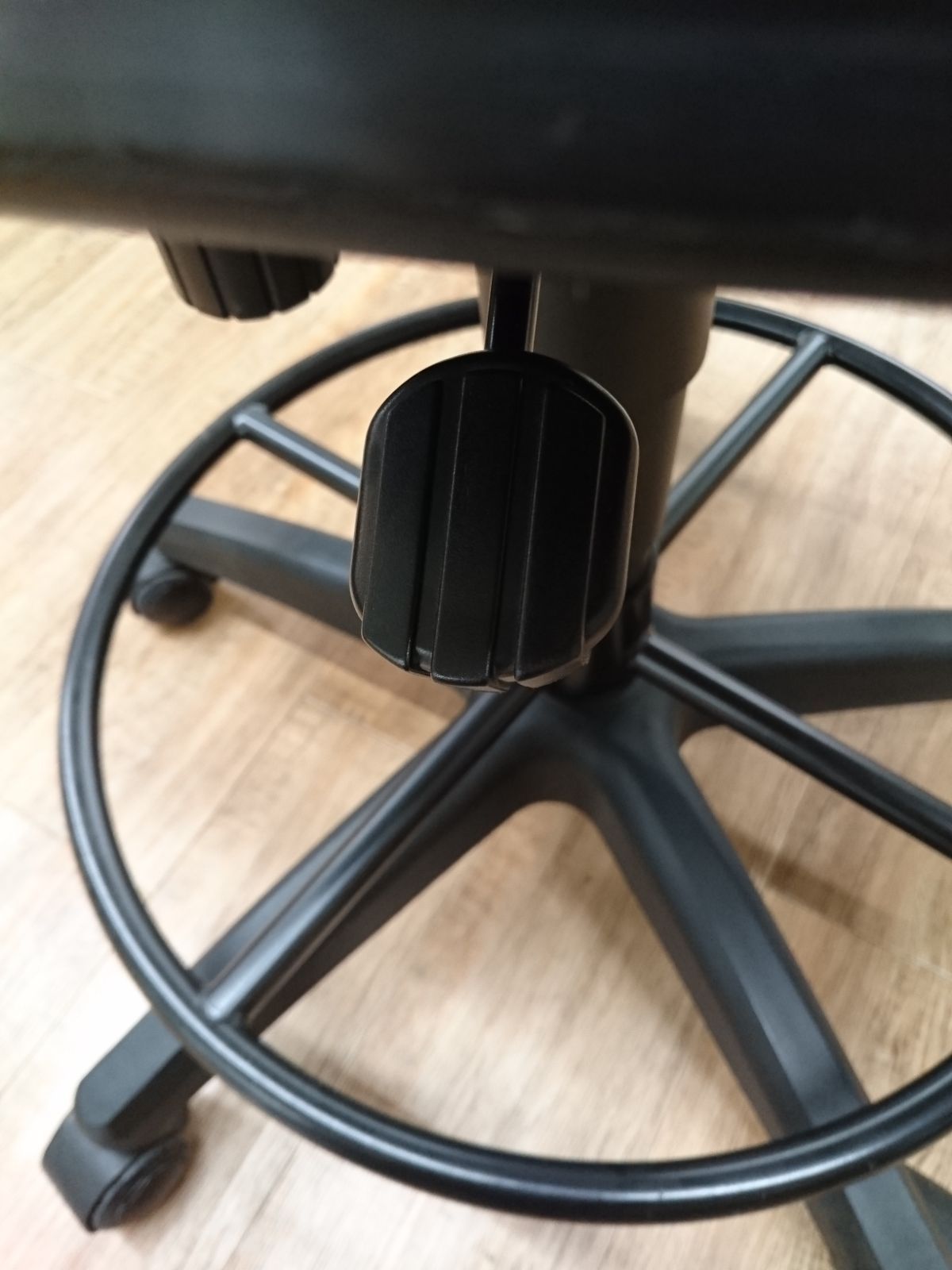 武藤工業 製図用チェア 中古 - メルカリ