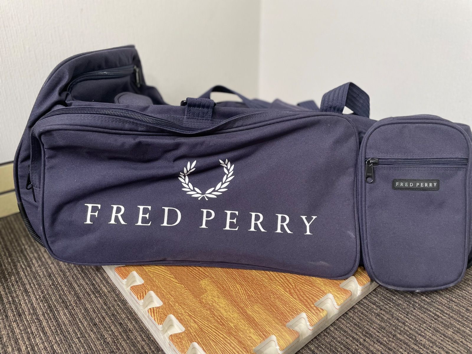 FRED PERRY ボストンバッグ ネイビー FRED PERRY フレッドペリー 2way ボストンバッグ 大容量
