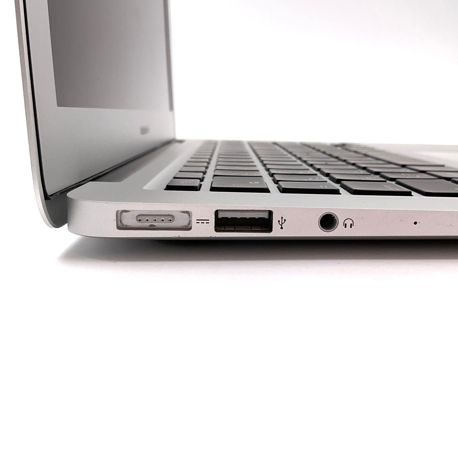 Apple MacBook Air 13インチ 2015 i5 8GB SSD 128GB シルバー 84 動作 済 全額返金保証 最速発送 CHRISTIANNAURATH_COM_BR