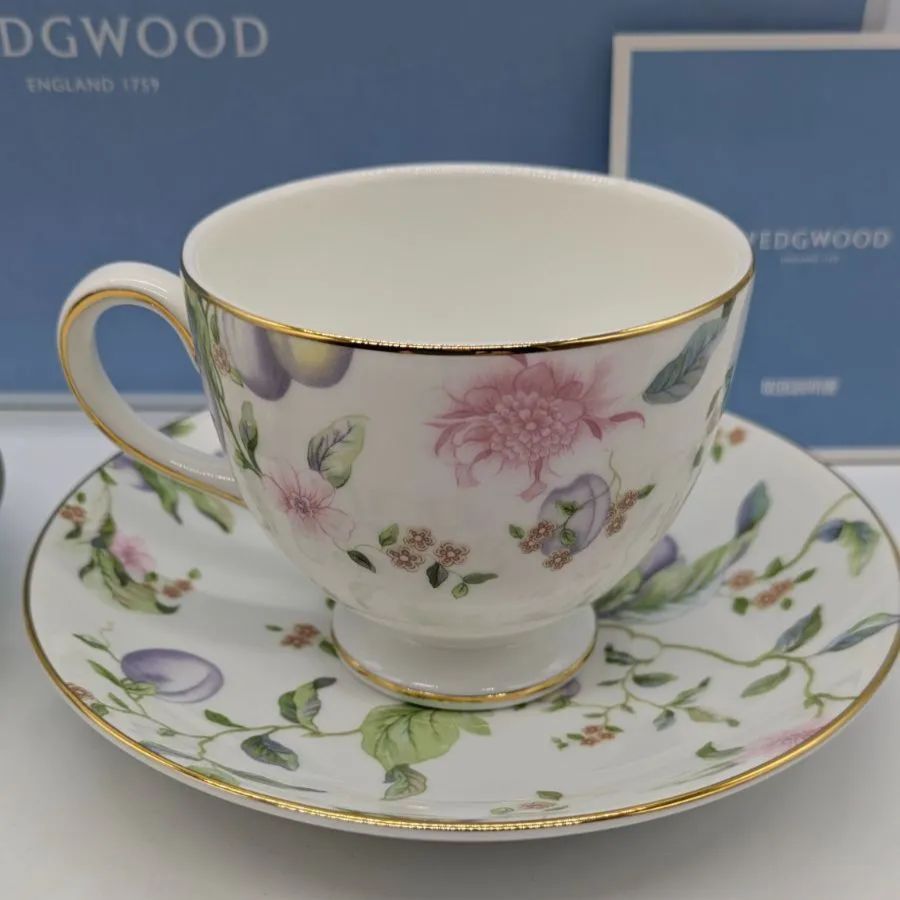 Wedgwood ウェッジウッド ペア ティーカップ＆ソーサー