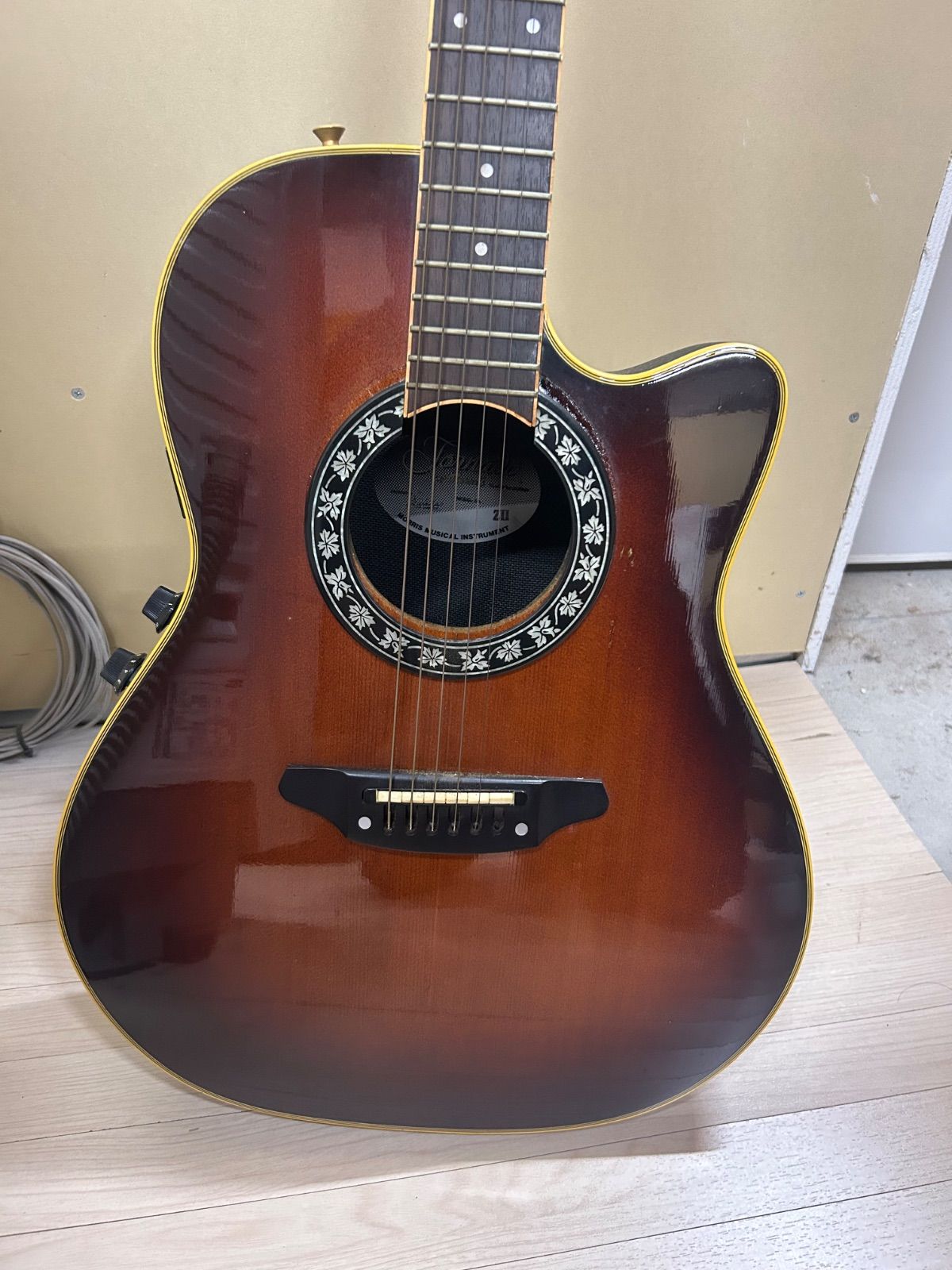 ✨ モーリス トルネード 希少 カラー エレアコ アコースティックギター アコギ Morris Tornade ZII Deluxe 税込販売価格 ￥27,800- 中古品 国産