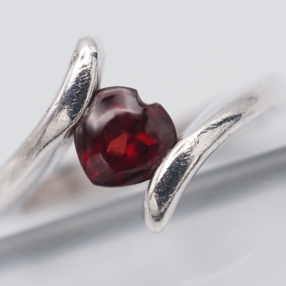 G944 Stone market ガーネット 95%刻印 リング ハート デザイン