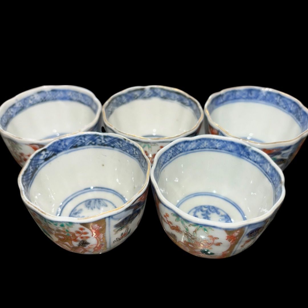 古伊万里焼  色絵  金彩  なます皿  5客と蕎麦猪口２客 古伊万里焼 色絵 金彩 なます皿 5客と蕎麦猪口2客 古
